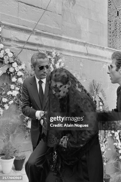 Farah Pahlavi lors des obsèques de son mari le Shah d'Iran, Mohammad Reza Pahlavi , au Caire le 29 juillet 1980, Egypte.