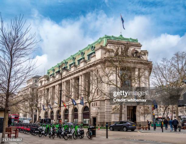 Australian High Raky 1,577 Australian High Commission Stock Photos, High-Res Pictures, and ...