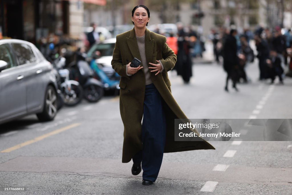 Street Style - Paris Fashion Week - Womenswear Spring/Summer 2025 - Day Eight