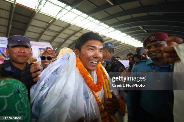 Nima Raei 71 Nima Sherpa Stock Photos, High-Res Pictures, and Images - Getty Images