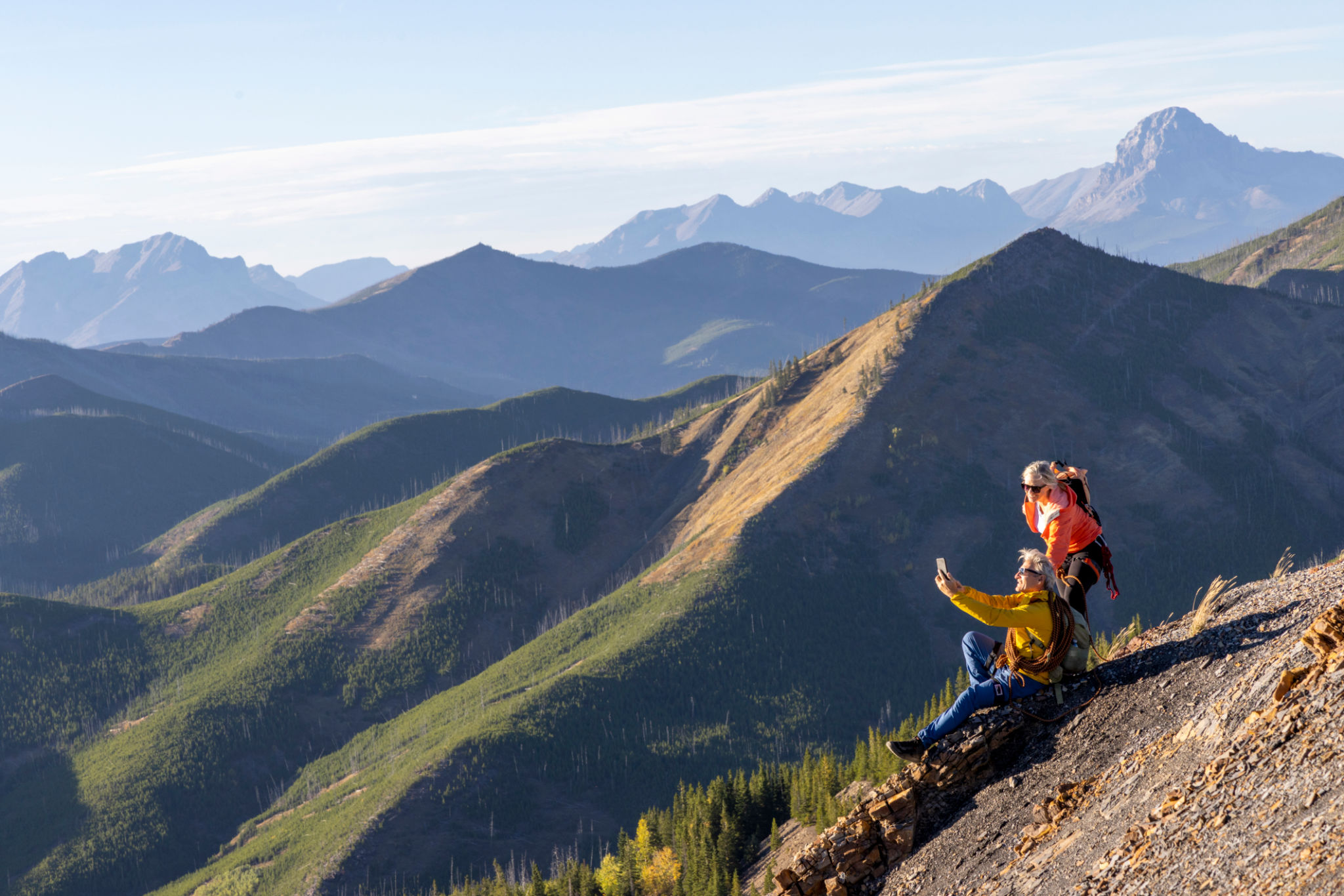 climber using technology