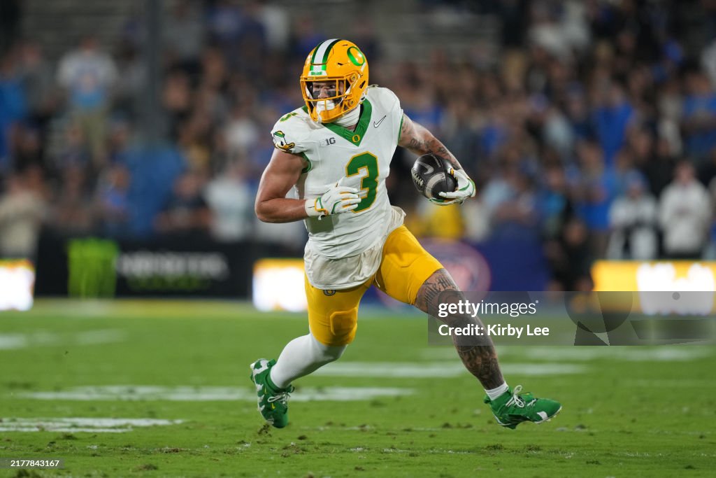 Oregon v UCLA Football