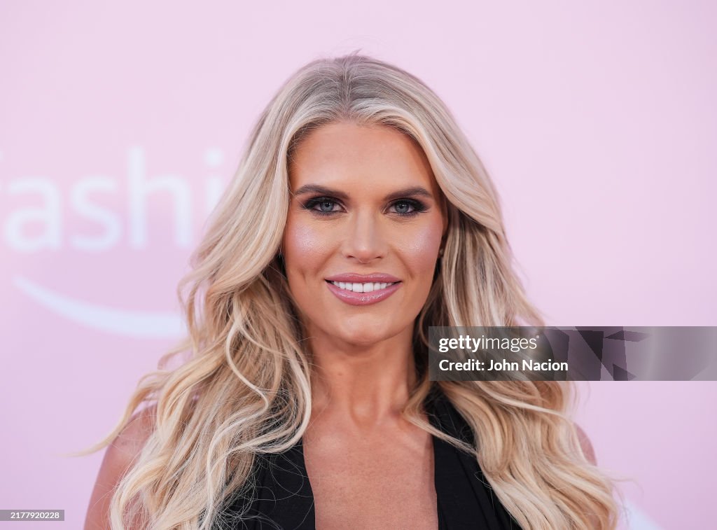 Victoria's Secret Fashion Show - Arrivals