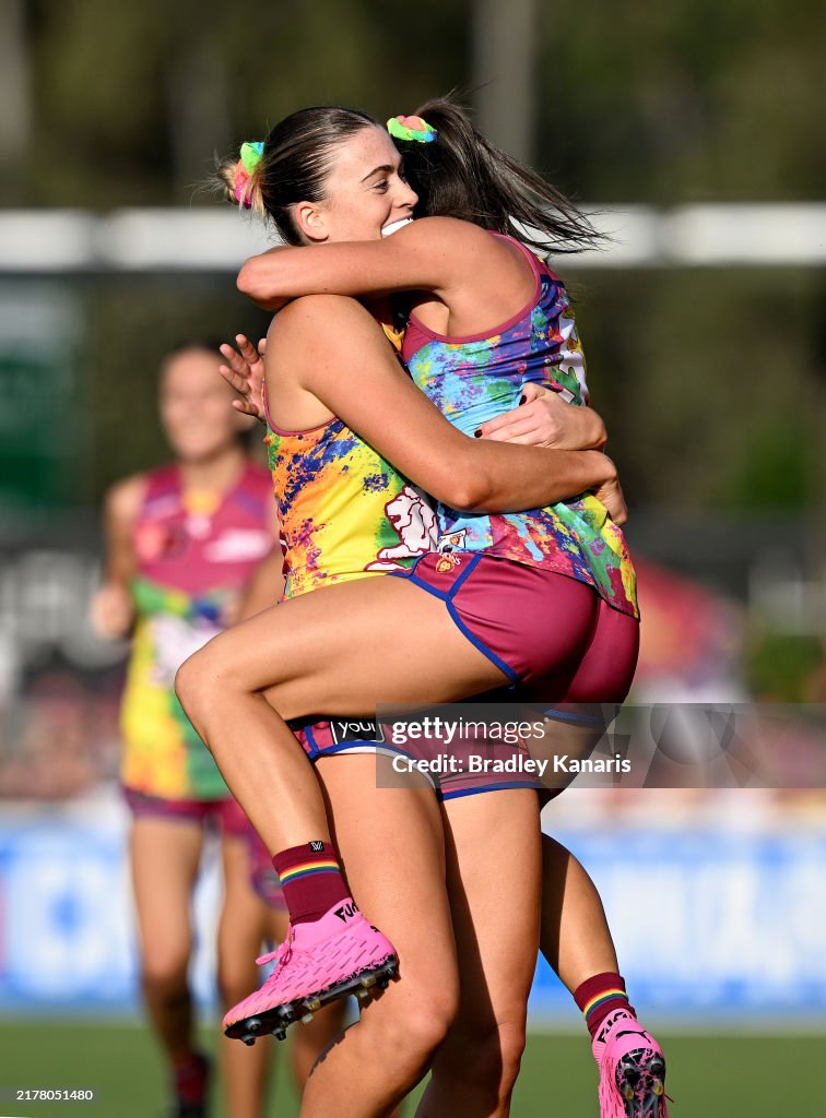 AFLW Rd 7 - Brisbane v Gold Coast