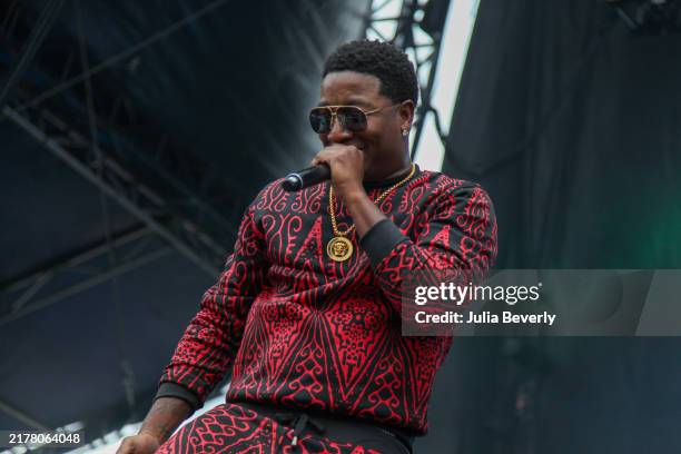 Yung Rbc 1,574 Rapper Yung Photos & High Res Pictures - Getty Images