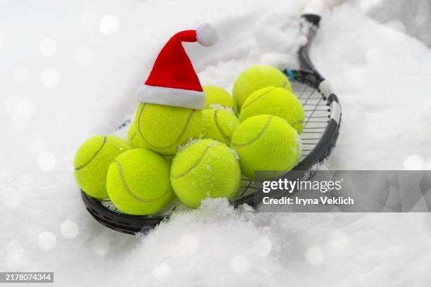 Tennis Racket Snow 6,635 Tennis Hat Stock Photos, High-Res Pictures, and Images - Getty Images