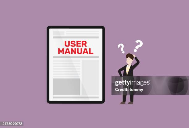 illustrazioni stock, clip art, cartoni animati e icone di tendenza di nuovi utenti con manuale utente guidebook - manuale