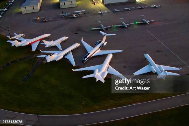 group of private jets - private aeroplane stock pictures, royalty-free photos & images
