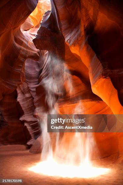 antelope canyon, slot canyuon - antelope canyon stock pictures, royalty-free photos & images