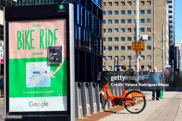 empty bike share station - bicycle sharing system stock pictures, royalty-free photos & images