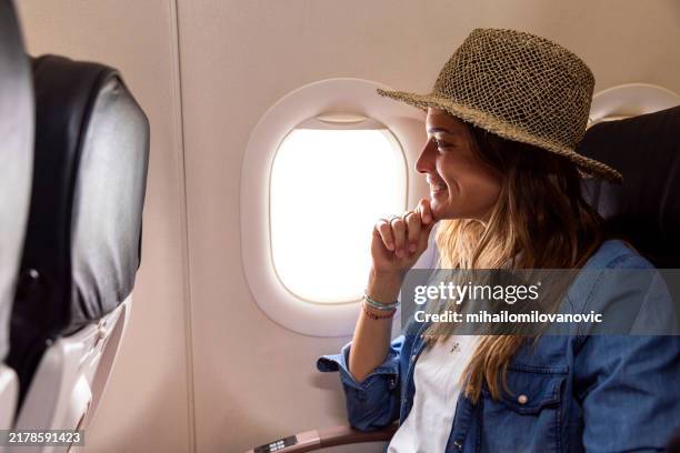 seat comfort - passenger cabin stock pictures, royalty-free photos & images