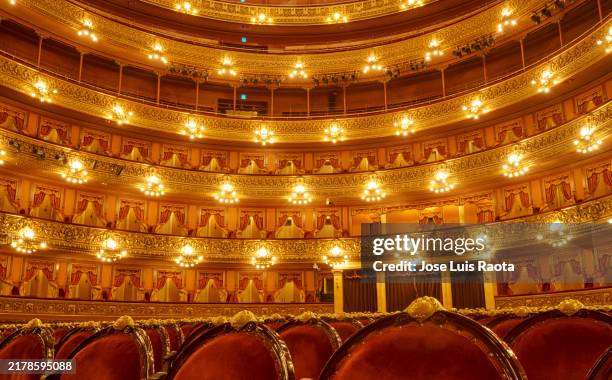 inside historic theater colón in buenos aires argentina - evolution history fotografías e imágenes de stock