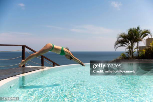 Jumping Pool 14,218 High Dive Swimming Pool Stock Photos, High-Res Pictures, and ...