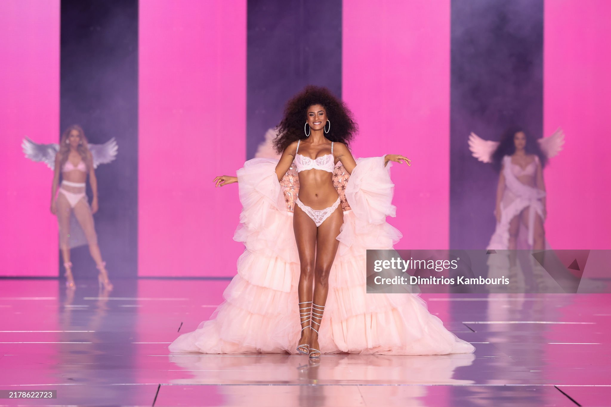 victorias-secret-fashion-show-2024.jpg