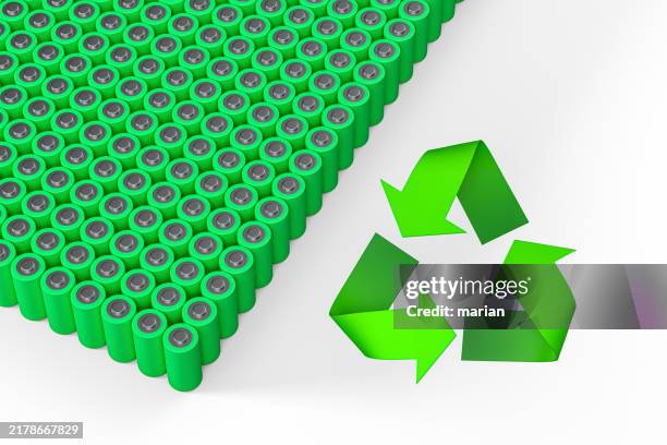 battery recycling logo, 3d rendering - reciclaje de pilas y baterías fotografías e imágenes de stock