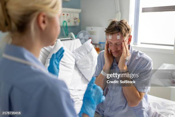 patient explaining symptoms - epilepsy brain stock pictures, royalty-free photos & images