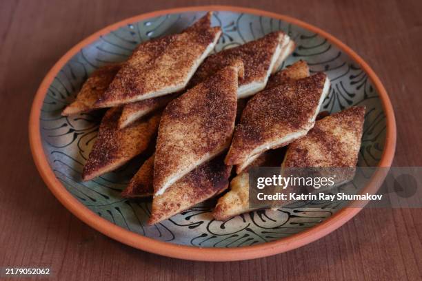 honey sesame seeds zamelah cookies - gluten free - sesame seed bun stock pictures, royalty-free photos & images