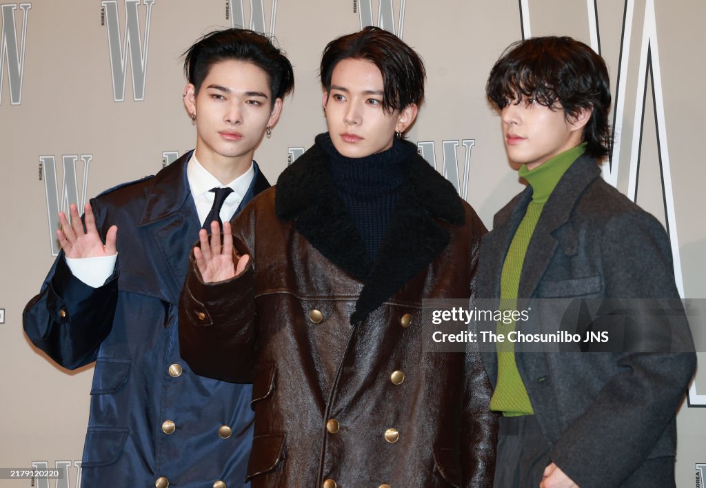 W Korea's 19th Breast Cancer Awareness Campaign 'Love Your W'