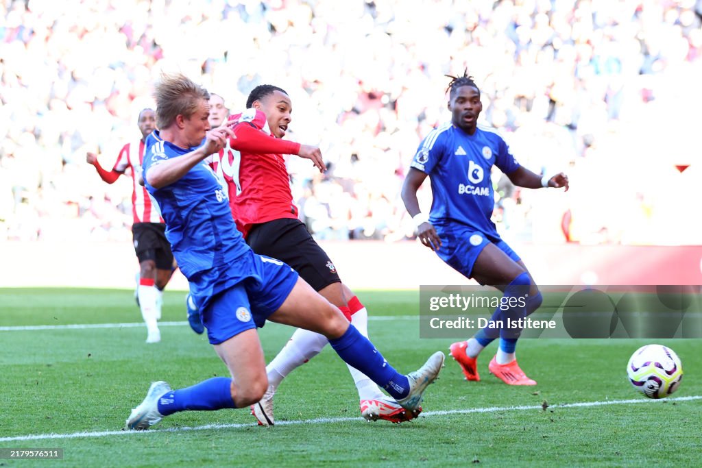 Southampton FC v Leicester City FC - Premier League