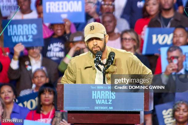 10,900 Eminem Photos & High Res Pictures - Getty Images