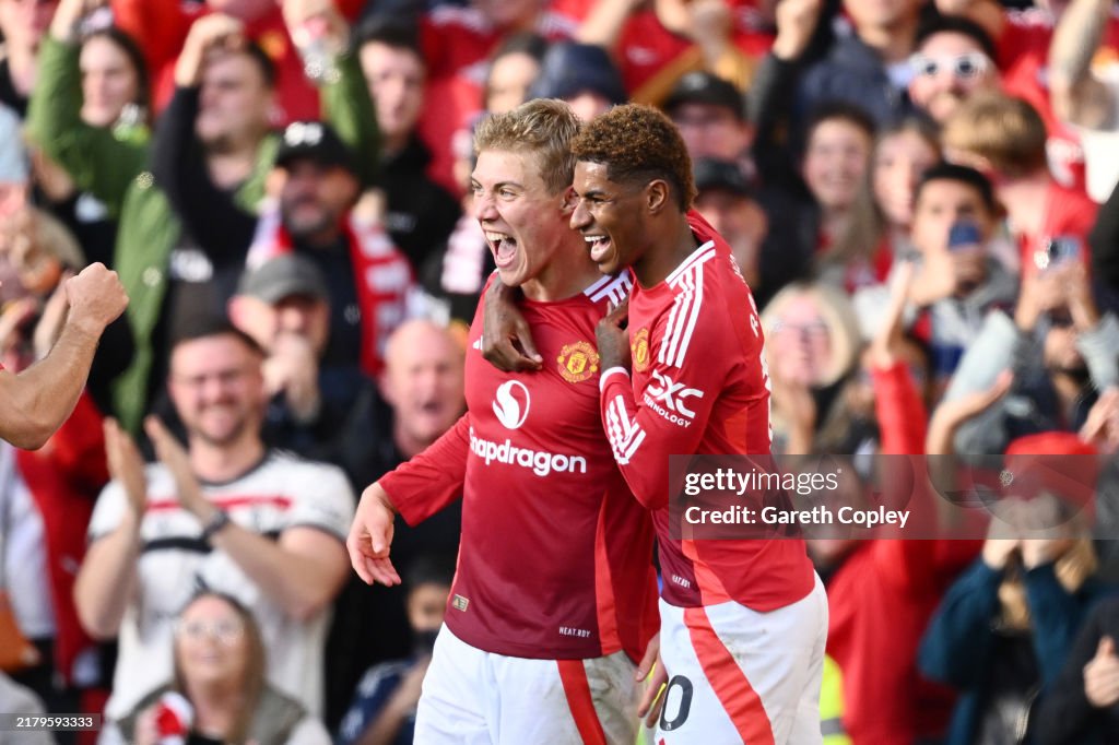 Manchester United FC v Brentford FC - Premier League