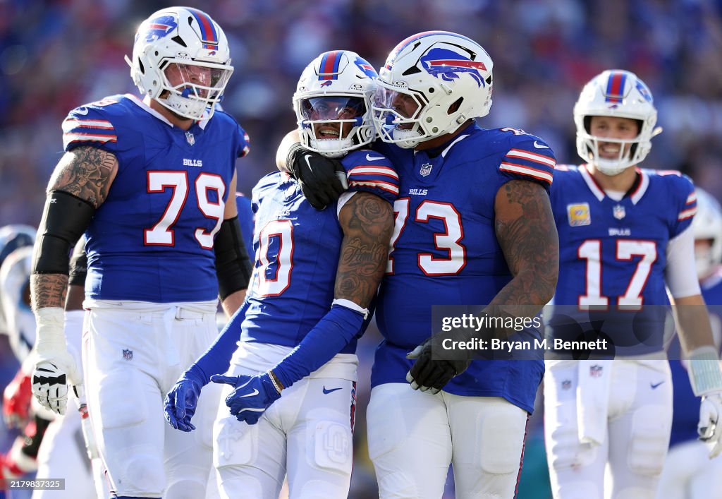 Tennessee Titans v Buffalo Bills