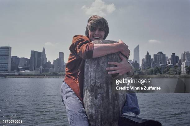Cane Devore 32 Cain Devore Photos & High Res Pictures - Getty Images