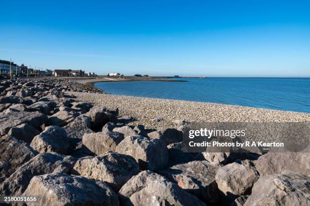 morecambe, lancashire, england - boulder retaining wall stock pictures, royalty-free photos & images