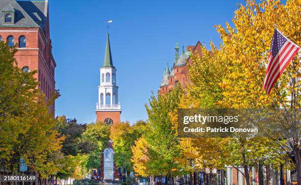 church street, burlington, vermont, in the fall - vermont stock-fotos und bilder