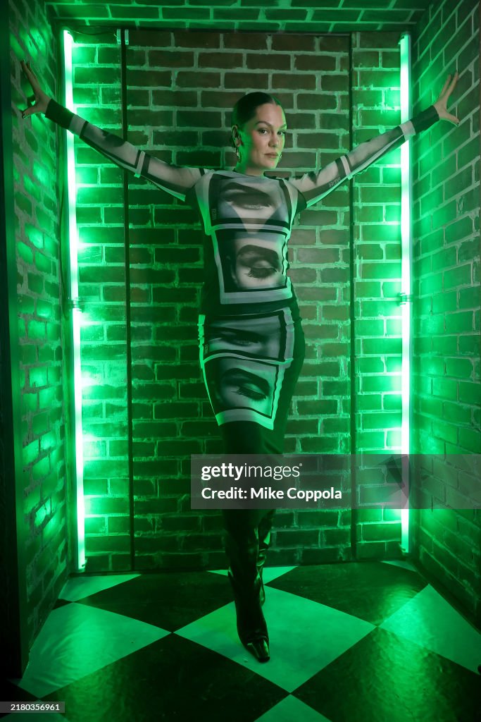 Singer Jessie J Visits the "Beetlejuice Beetlejuice" House on Airbnb