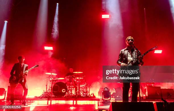 Interpol Live 1,014 Interpol Live Stock Photos, High-Res Pictures, and Images - Getty ...