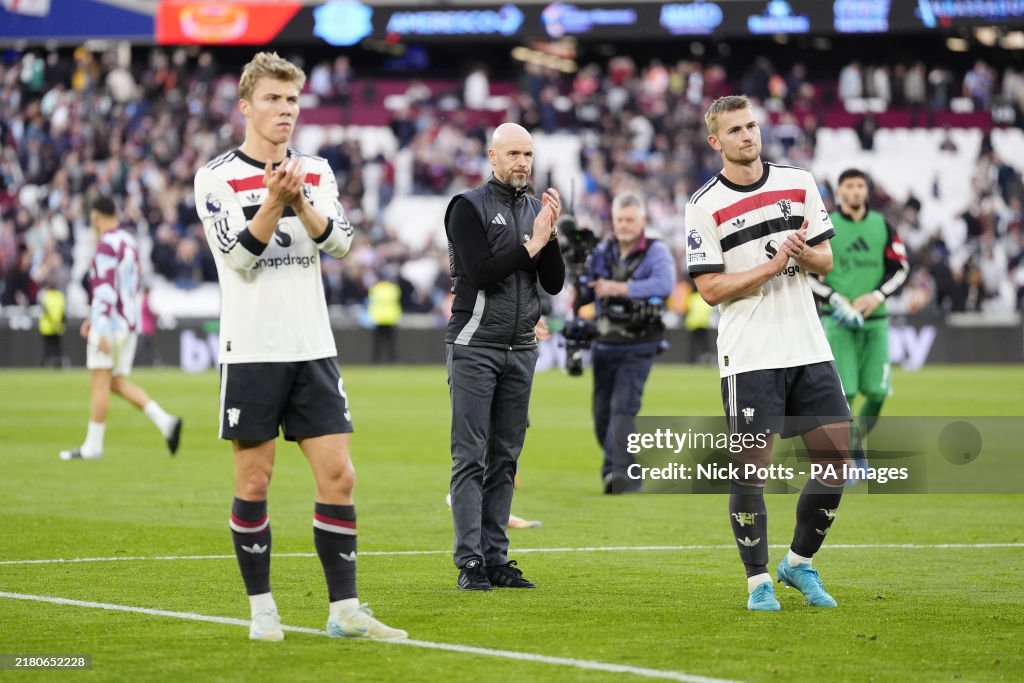 West Ham United v Manchester United - Premier League - London Stadium