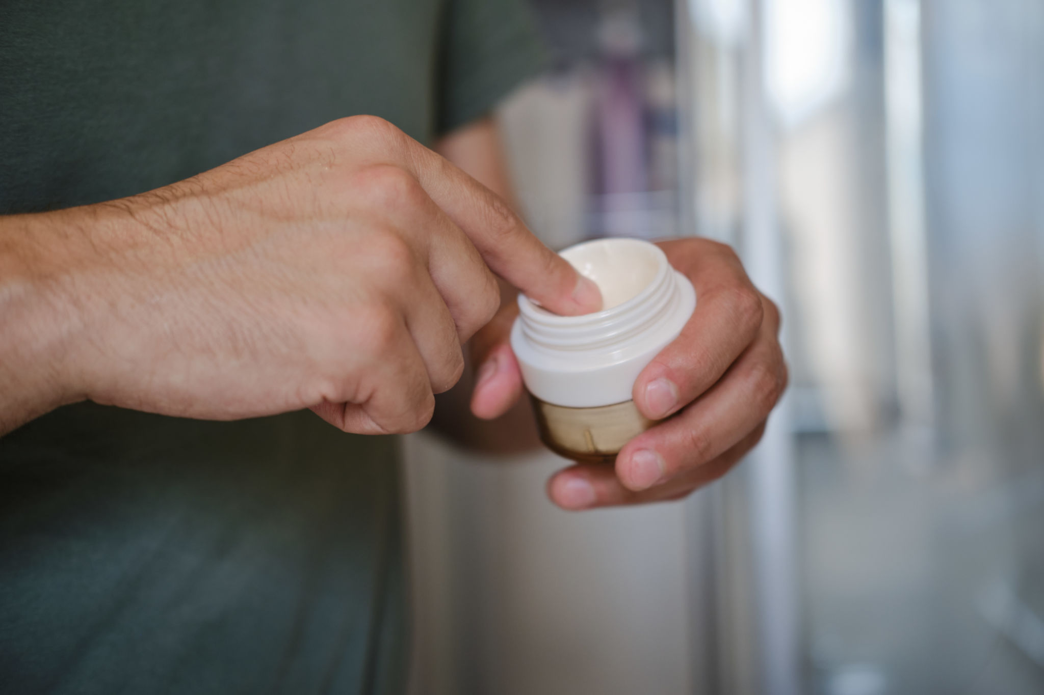 applying cbd salve
