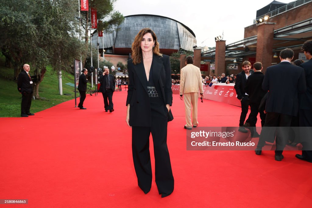 "La Casa Degli Sguardi" - Red Carpet - The 19th Rome Film Festival