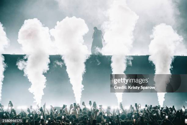 American rapper Yeat performs live on stage at the Zenith de Paris on October 16, 2024 in Paris, France.