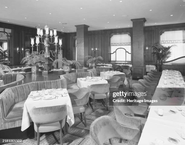 Bull and Bear, Waldorf-Astoria, 49th St. And Lexington, New York, 1960. Creator: Gottscho-Schleisner, Inc.