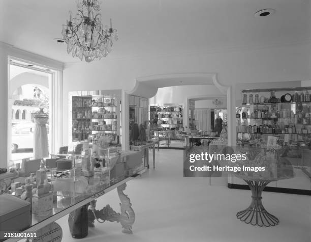 Elizabeth Arden, business on Worth Ave, Palm Beach, 1959. Creator: Gottscho-Schleisner, Inc.