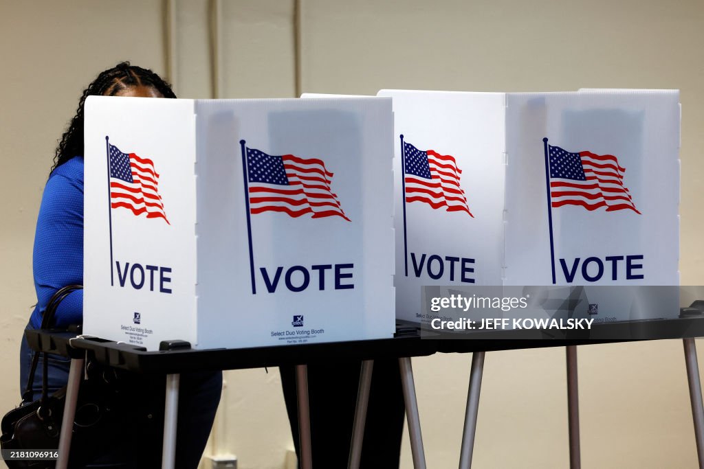 US-VOTE-POLITICS-EARLY VOTING