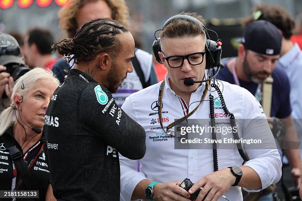 Mercedes Rcl Sir Lewis Hamilton, Mercedes AMG, on the grid with his engineer... News ...