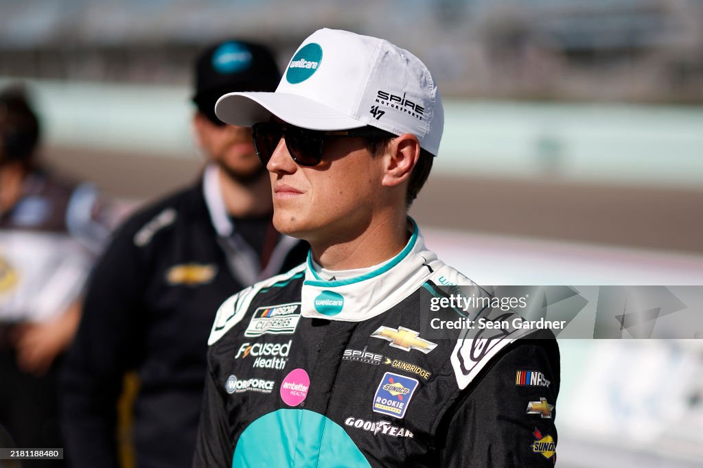 NASCAR Cup Series Straight Talk Wireless 400 - Qualifying