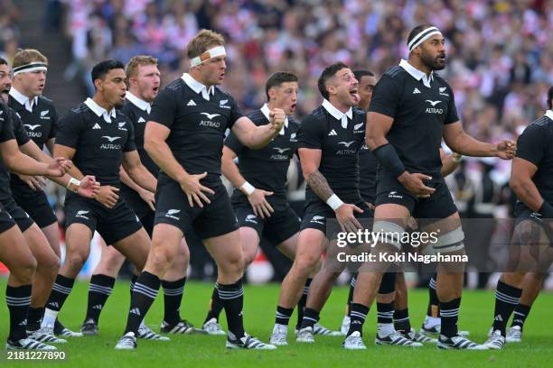 New Zealand perform a haka during the international rugby test match between Japan and the New Zealand All Blacks at Nissan Stadium on October 26,...