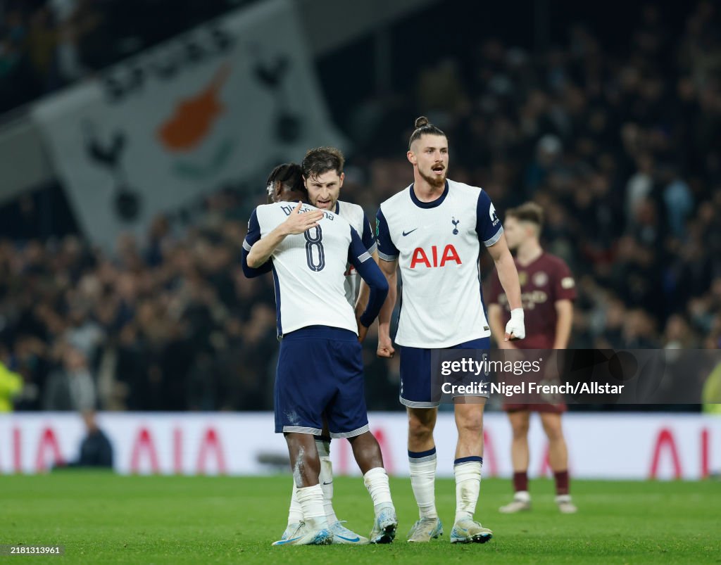 Tottenham Hotspur v Manchester City - Carabao Cup Fourth Round