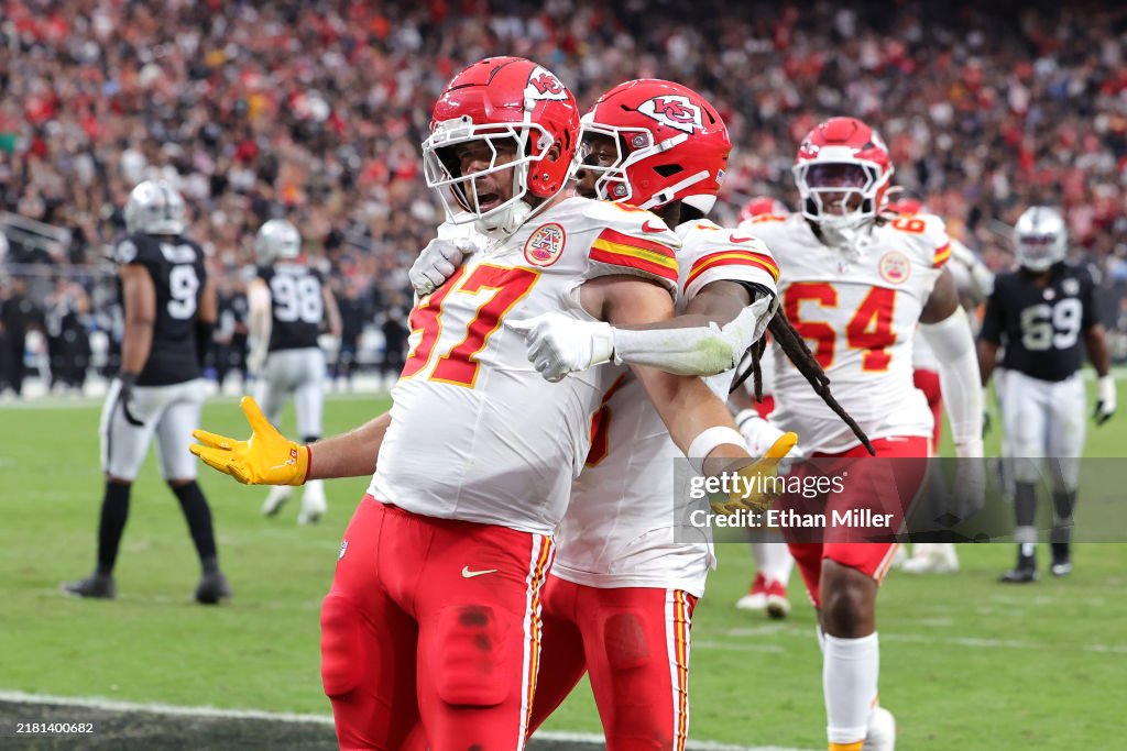 Kansas City Chiefs v Las Vegas Raiders