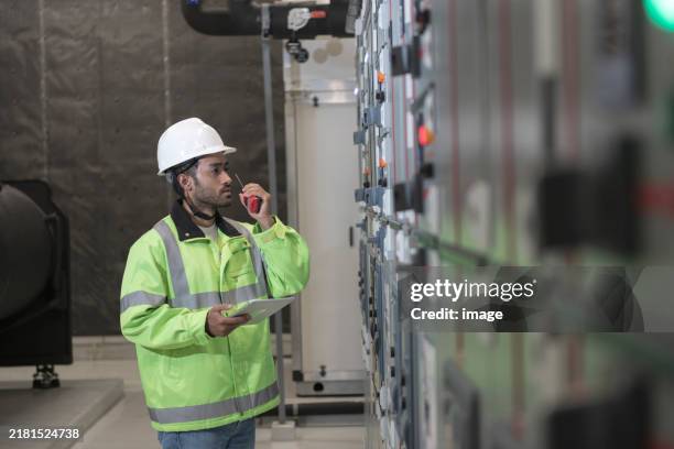 Panelboard Operator 1,833 Electrical Panel Board Stock Photos, High-Res Pictures, and ...