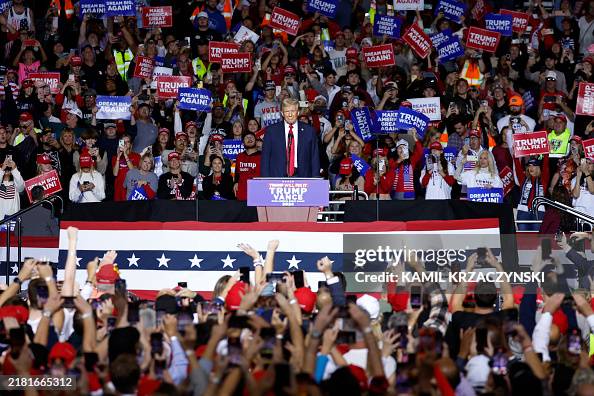 TOPSHOT-US-VOTE-POLITICS-TRUMP TOPSHOT-US-VOTE-POLITICS-TRUMP