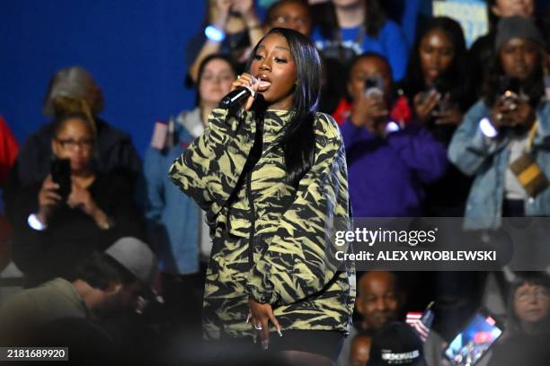 Flo Milly Rapper 256 Milli Rapper Photos & High Res Pictures - Getty Images