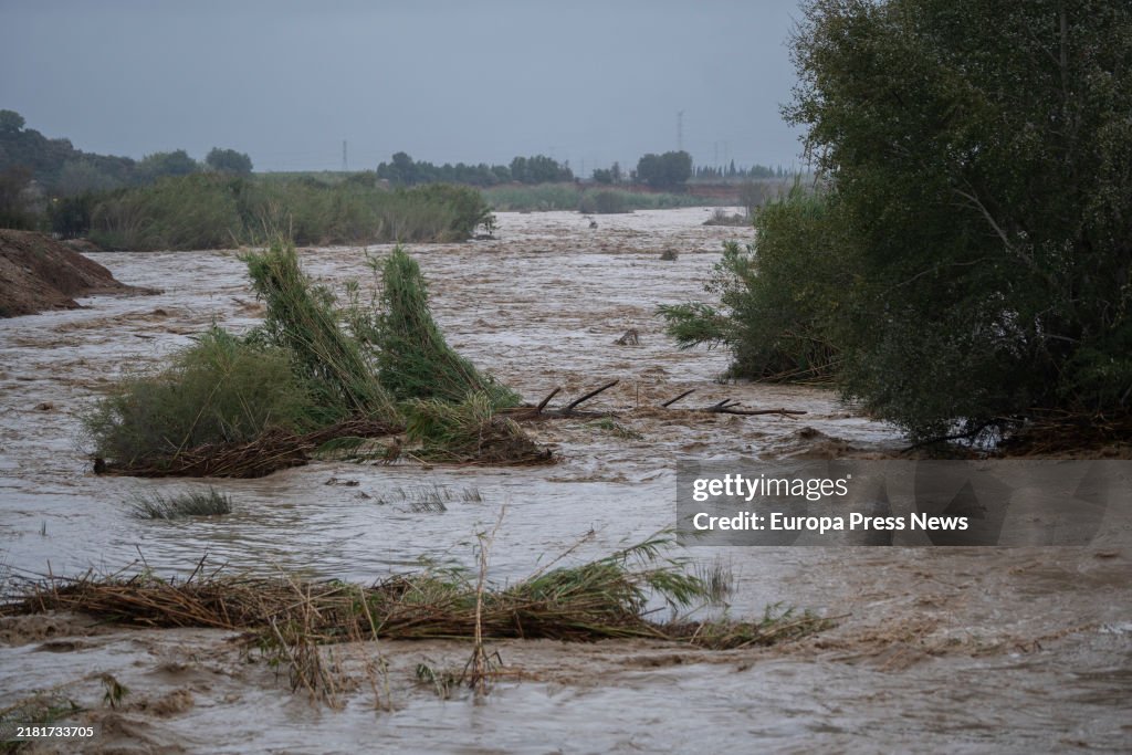 Emergencies Raises To Red The Alert For Rainfall Throughout The Coast And Inland North Of Valencia