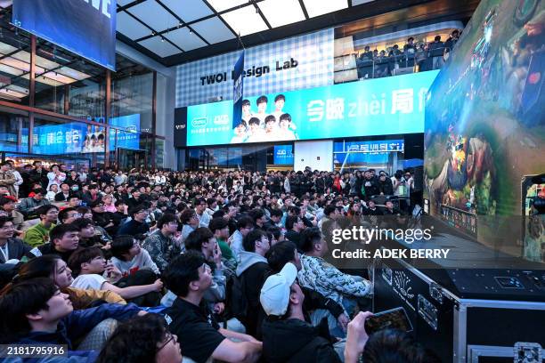 Lol Commentators 1,172 League Of Legends World Championship Photos & High Res Pictures ...