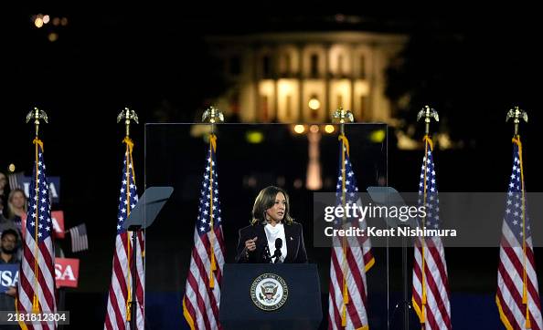 Kamala Harris Speaks On The Ellipse In Washington, D.C. One Week Ahead Of Presidential Election Kamala Harris Speaks On The Ellipse In Washington, D.C. One Week Ahead Of Presidential Election