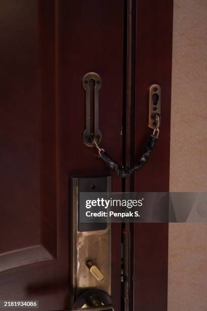 door lock - door lock stock pictures, royalty-free photos & images